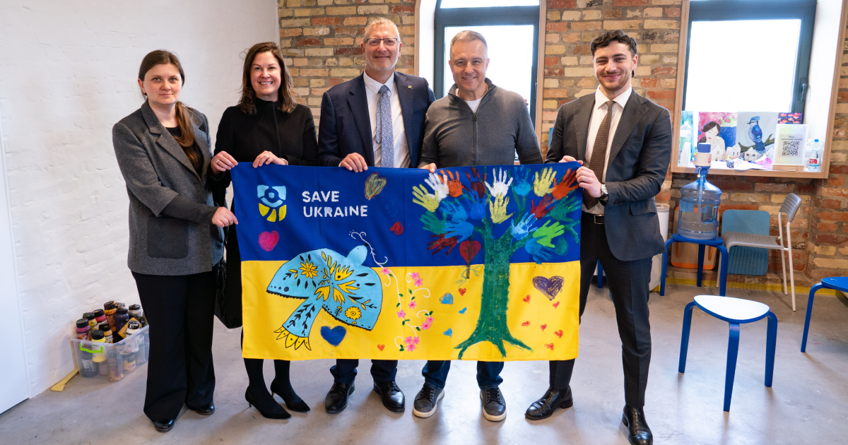 New Australian Ambassador to Ukraine Visits Save Ukraine Center